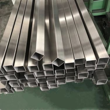 Seamless Rectangular Pipes in India