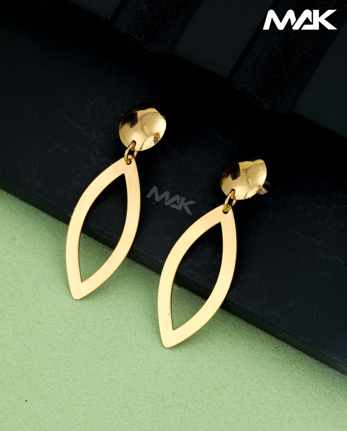 22K Tops